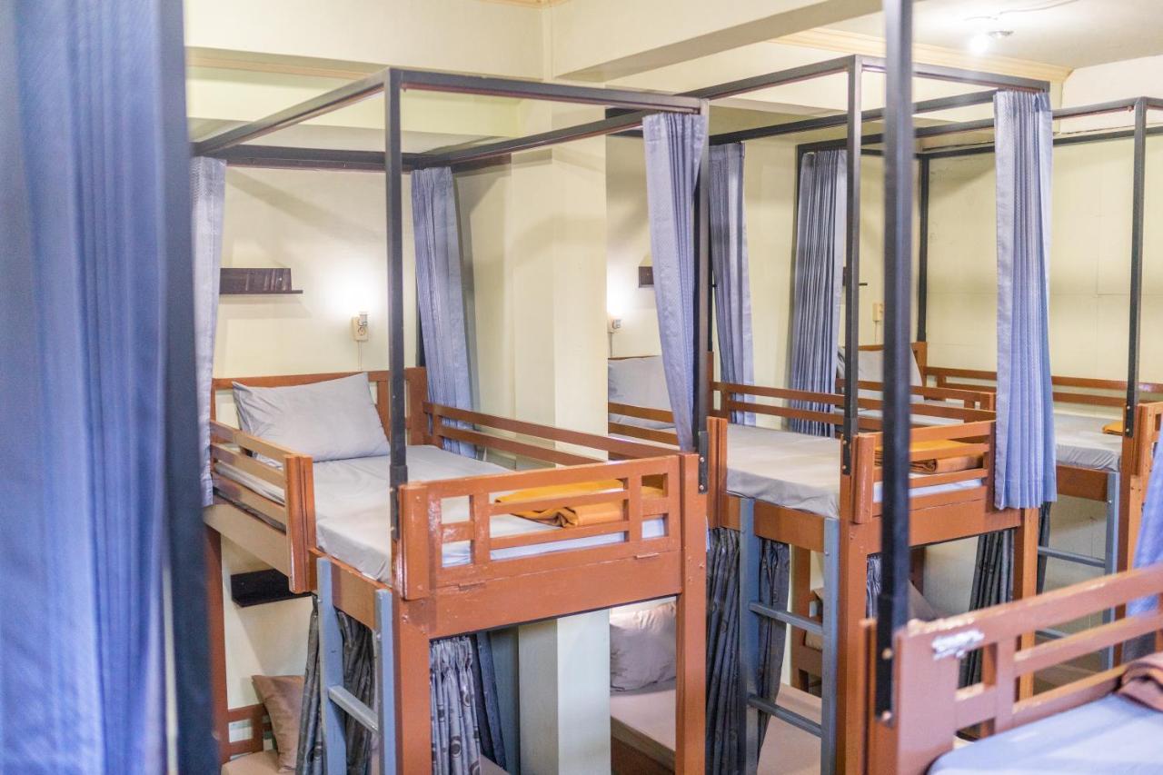 Bamboo Ubud Hostel מראה חיצוני תמונה