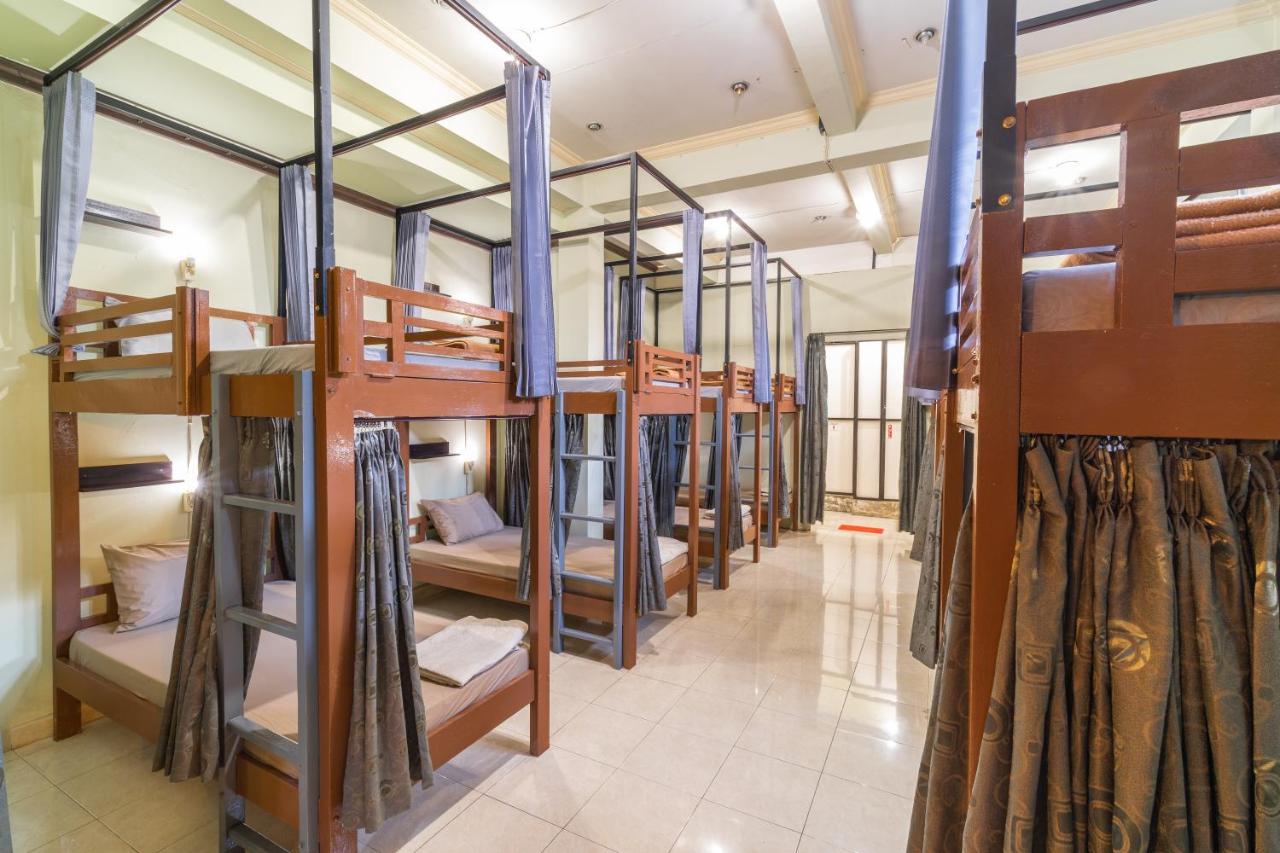 Bamboo Ubud Hostel מראה חיצוני תמונה