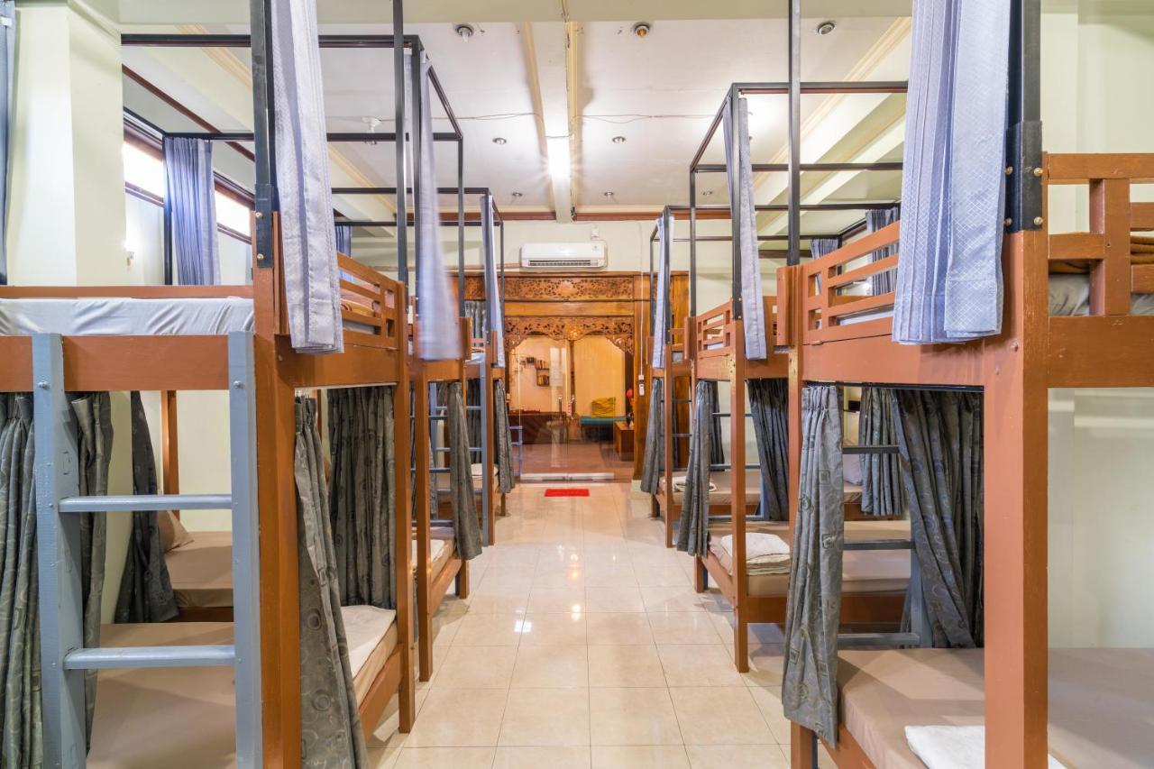 Bamboo Ubud Hostel מראה חיצוני תמונה